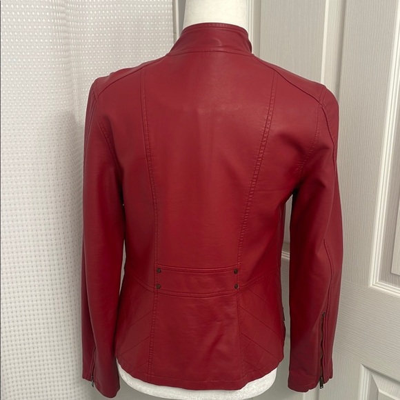 Women's Brick Red Faux Leather Jacket Fitted Pockets Front Zipper Size S - Picture 6 of 16